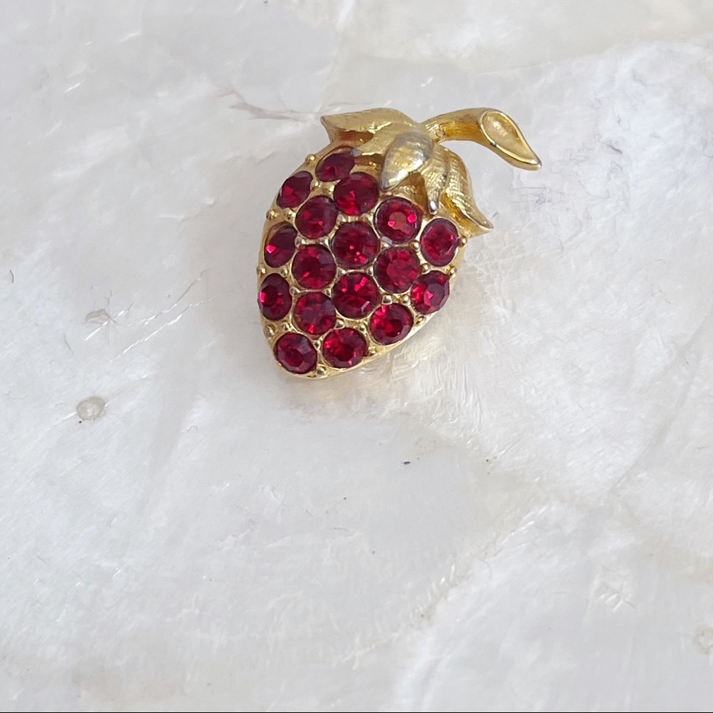 Vintage Gold Plated Red Rhinestone Strawberry Pin